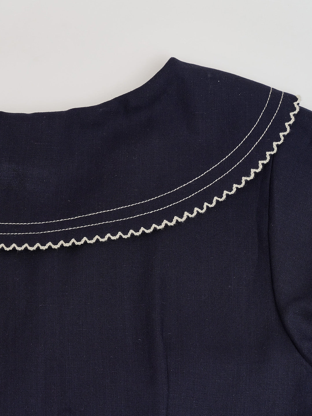 Harper™ | Robe en lin à col en V