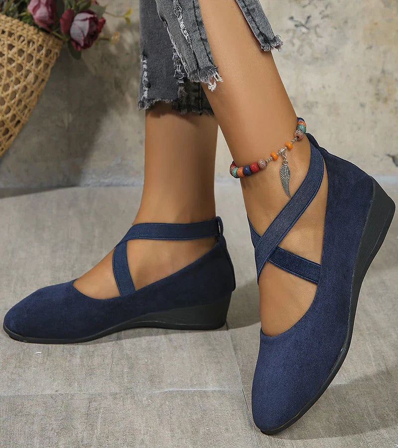 Dorothea™ | Ballerines fermées à semelle compensée