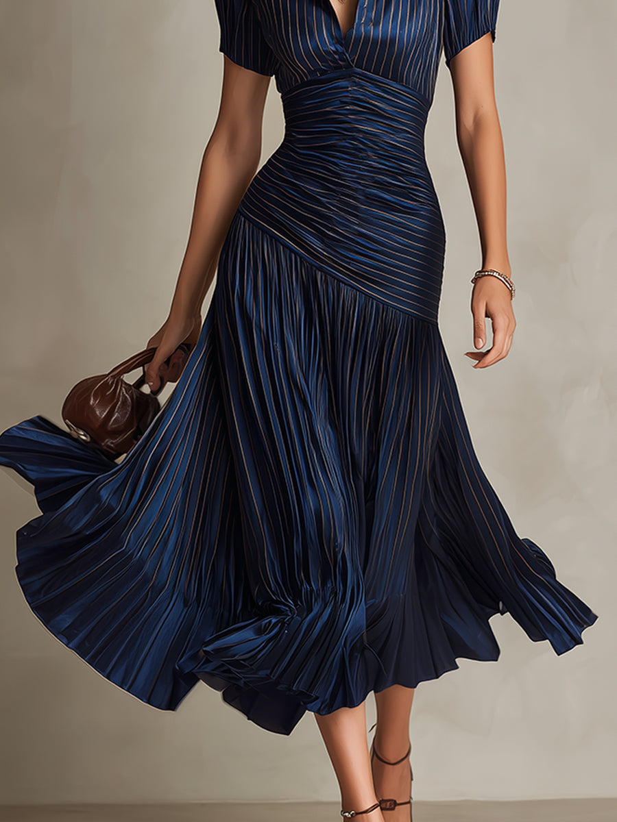 Adriana™ | Robe midi satinée à rayures