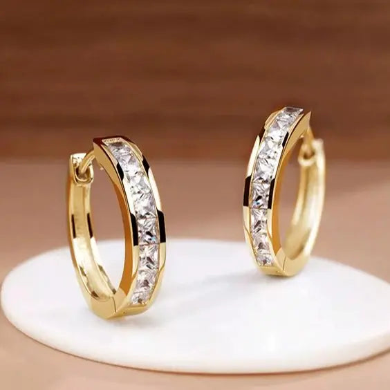 Nerina™ | Boucles d’oreilles chic en or et cristal