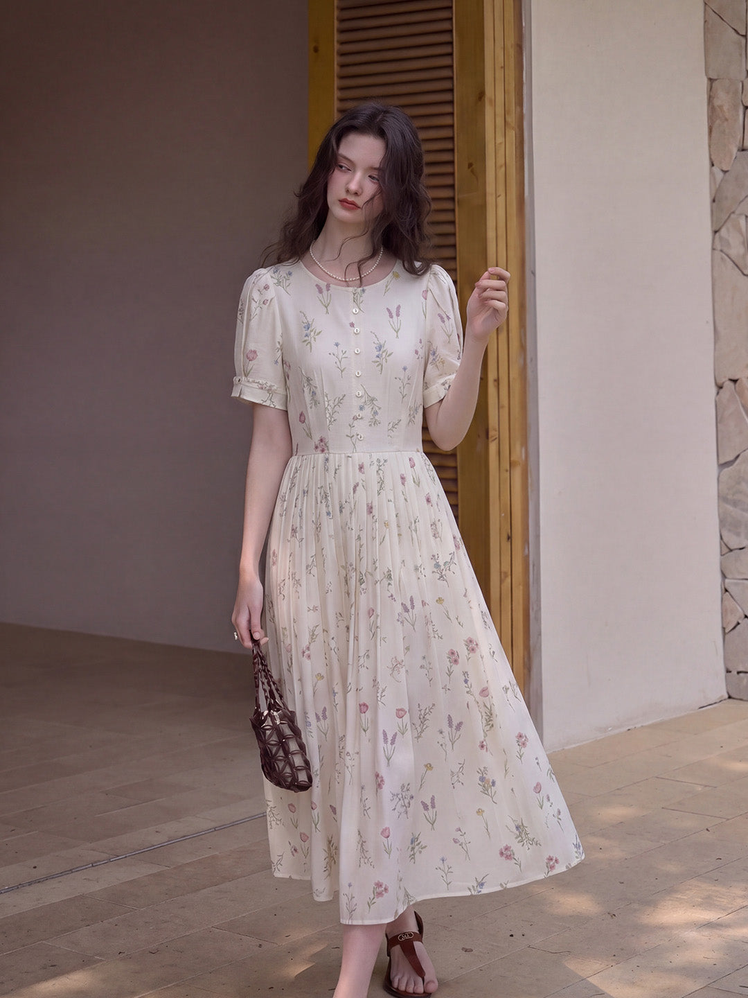 Hannah™ | Robe à col rond fleurie
