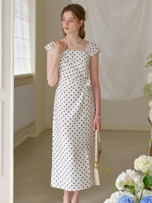 Charlotte™ | Robe à col drapé à pois