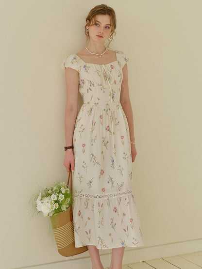 Victoria™ | Robe à col en cœur floral