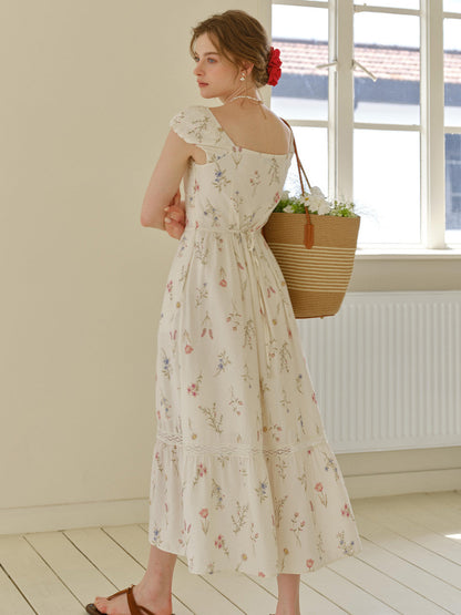 Victoria™ | Robe à col en cœur floral