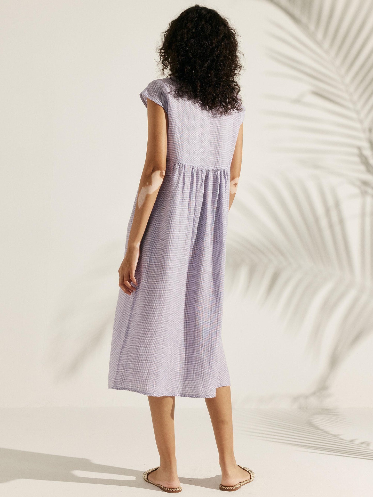 Jeanne™ | Robe longue en lin à manches courtes