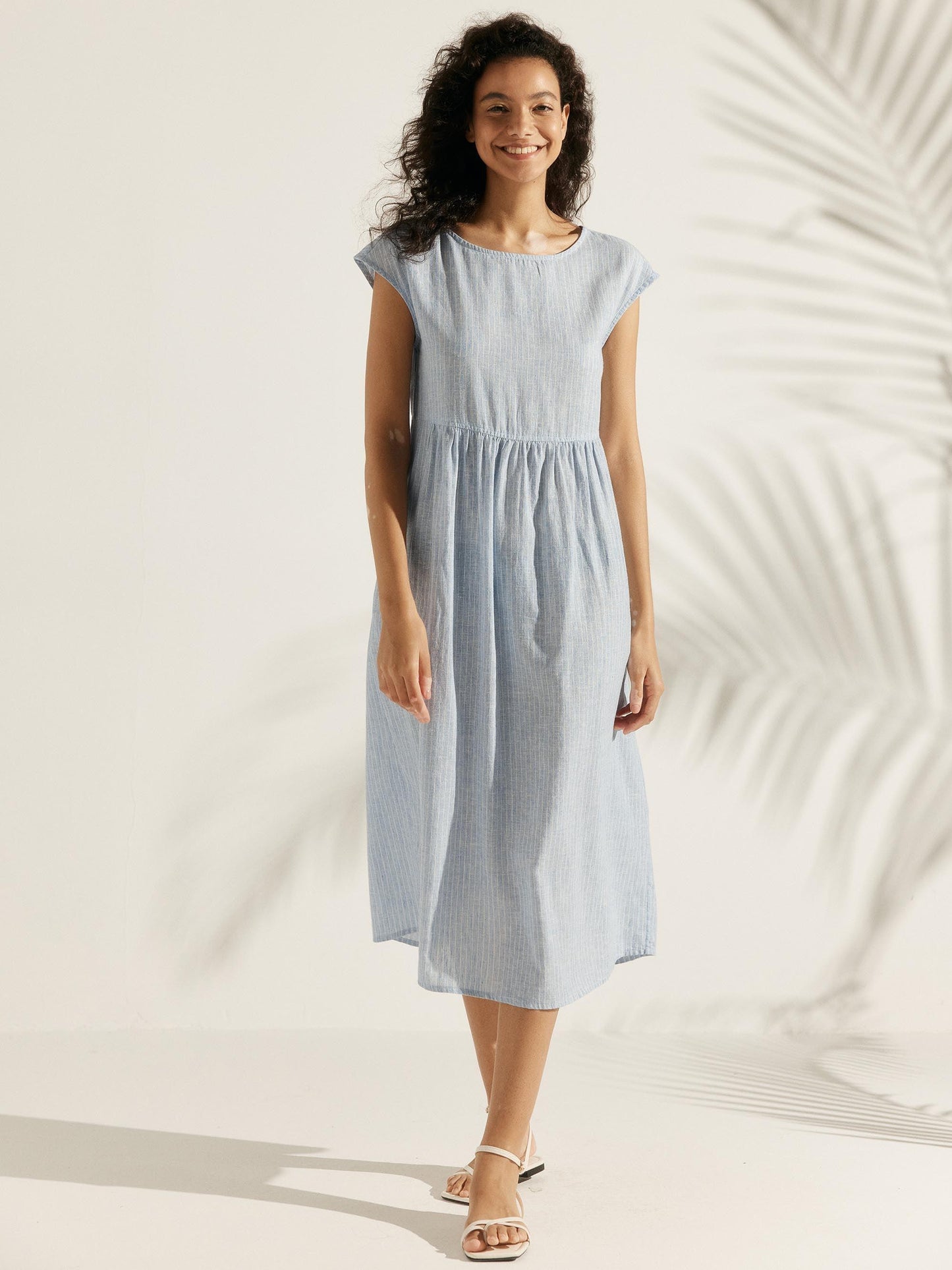 Jeanne™ | Robe longue en lin à manches courtes