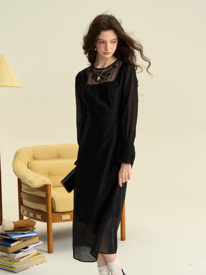 Ariella™ | Robe en maille brodée