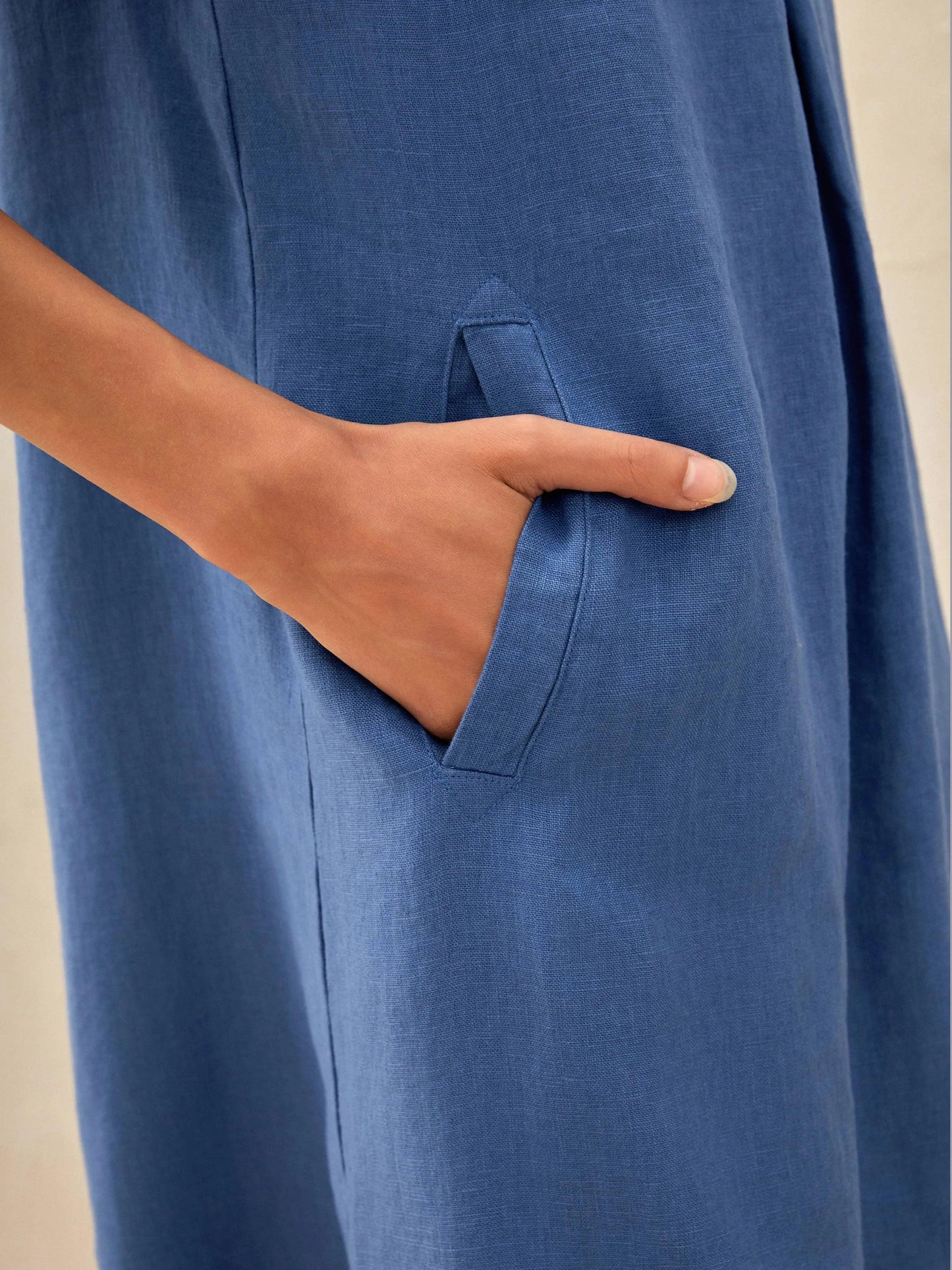 Cléo™ | Midi-Leinenkleid mit Schalkragen