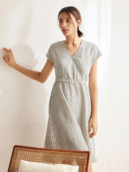Ariane™ | Robe midi rayée en lin à taille élastique