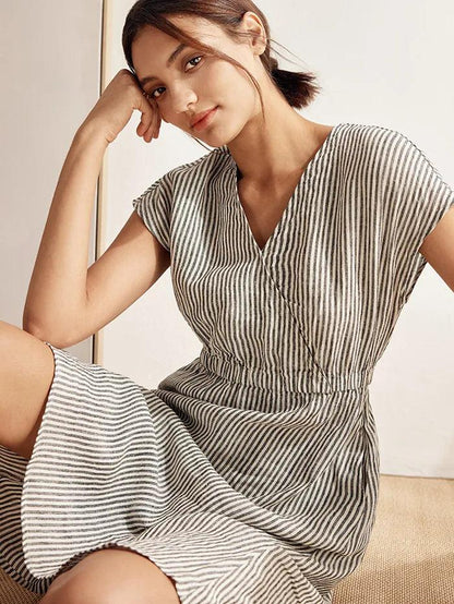 Ariane™ | Robe midi rayée en lin à taille élastique