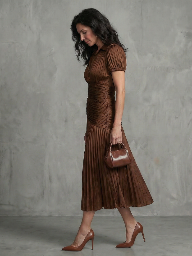 Salma™ | Robe midi rayée plissée