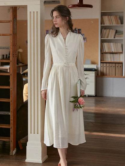 Bridget™ | Robe col V blanc cassé