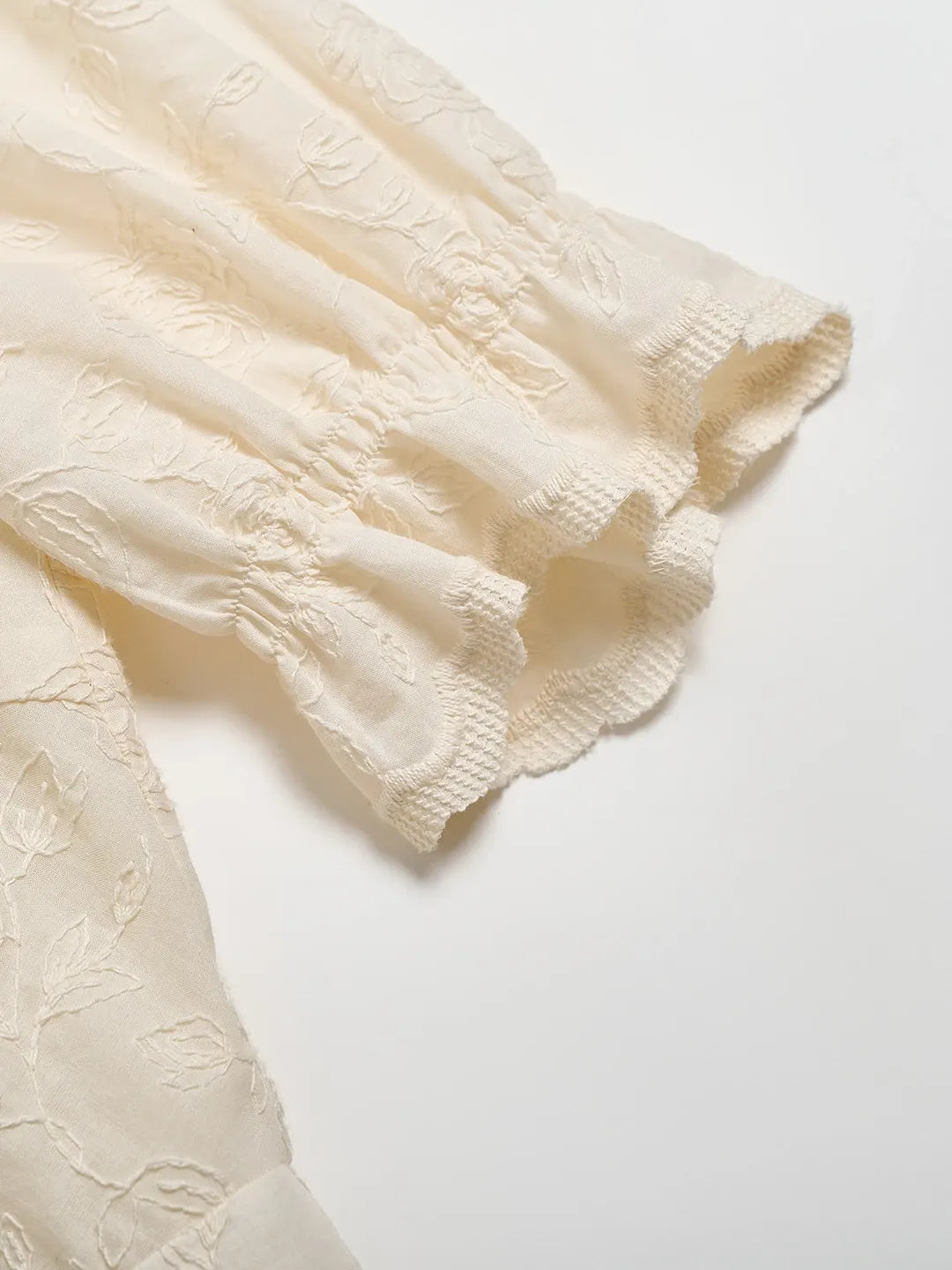 Ayra™ | Robe à col en cœur