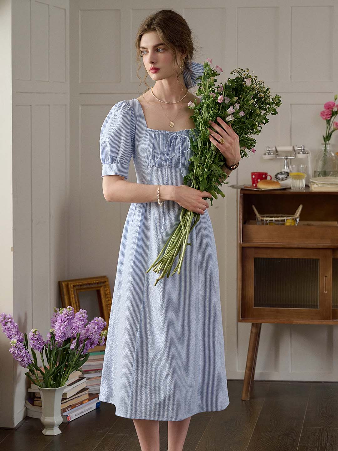 Maisie™ | Robe en coton rayé à col carré