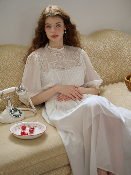 Averie™ | Robe en coton blanc avec dentelle