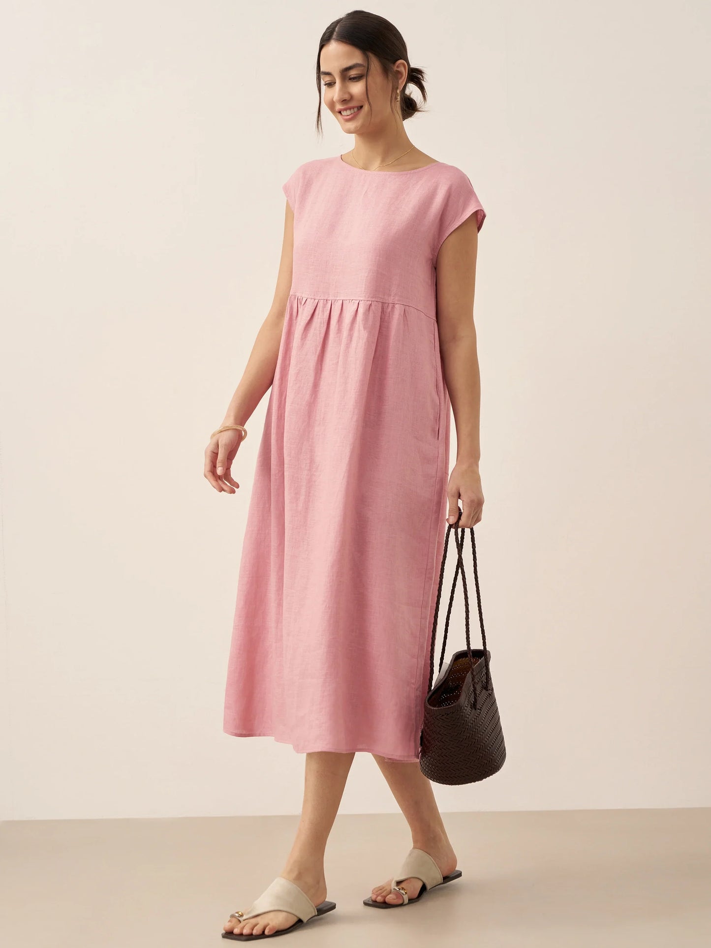 Jeanne™ | Robe longue en lin à manches courtes