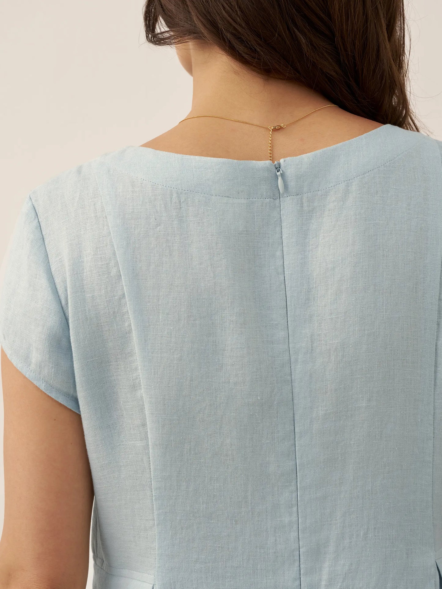 Camille™ | Robe d’été naturelle en lin à col en V