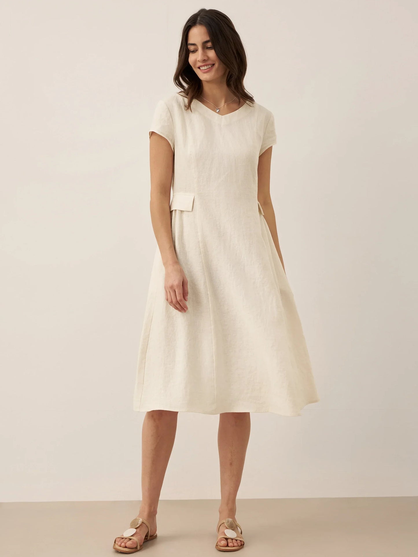 Camille™ | Robe d’été naturelle en lin à col en V