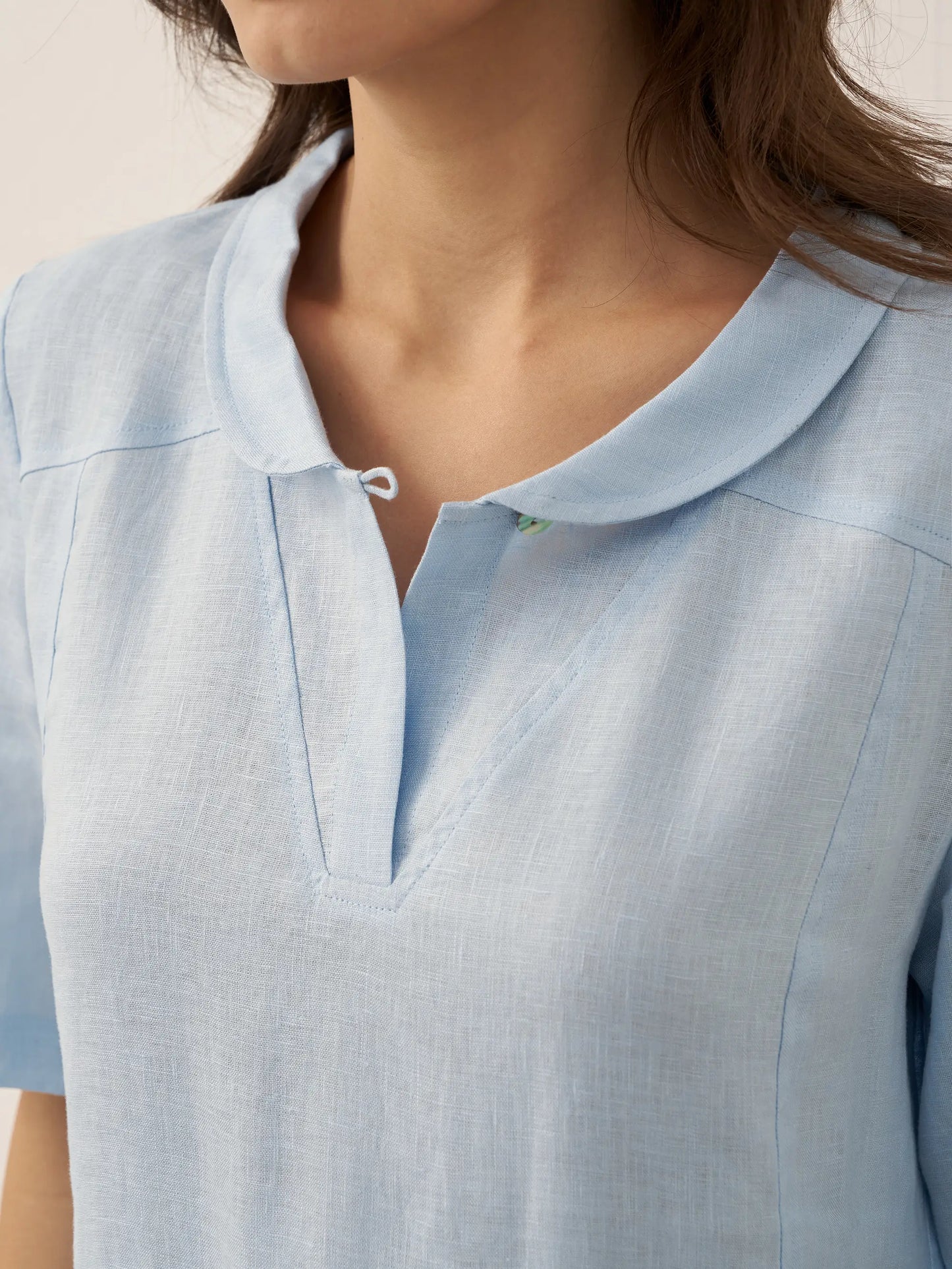 Manon™ | Langes Leinenkleid mit Schalkragen