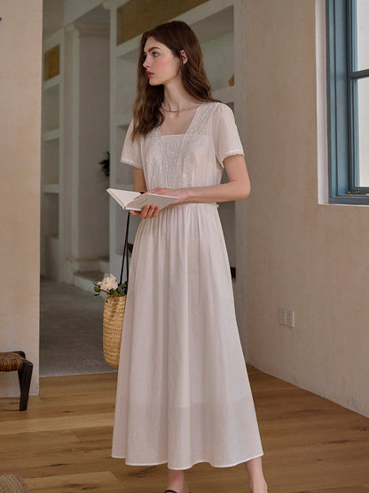 May™ | Robe en coton brodée