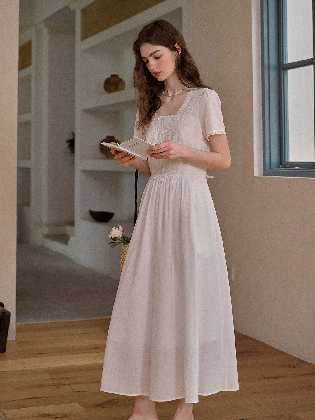 May™ | Robe en coton brodée