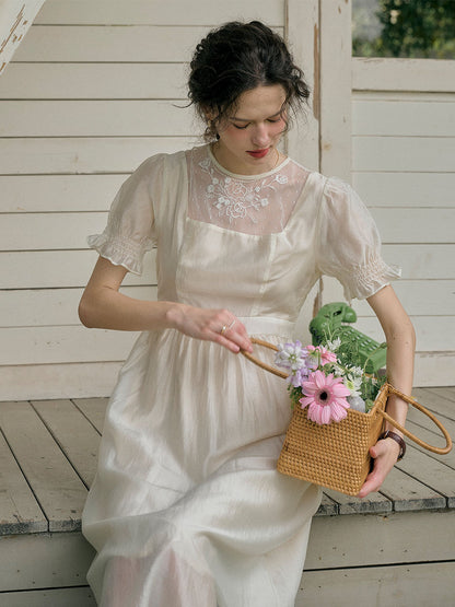 Ariella™ | Robe en maille brodée