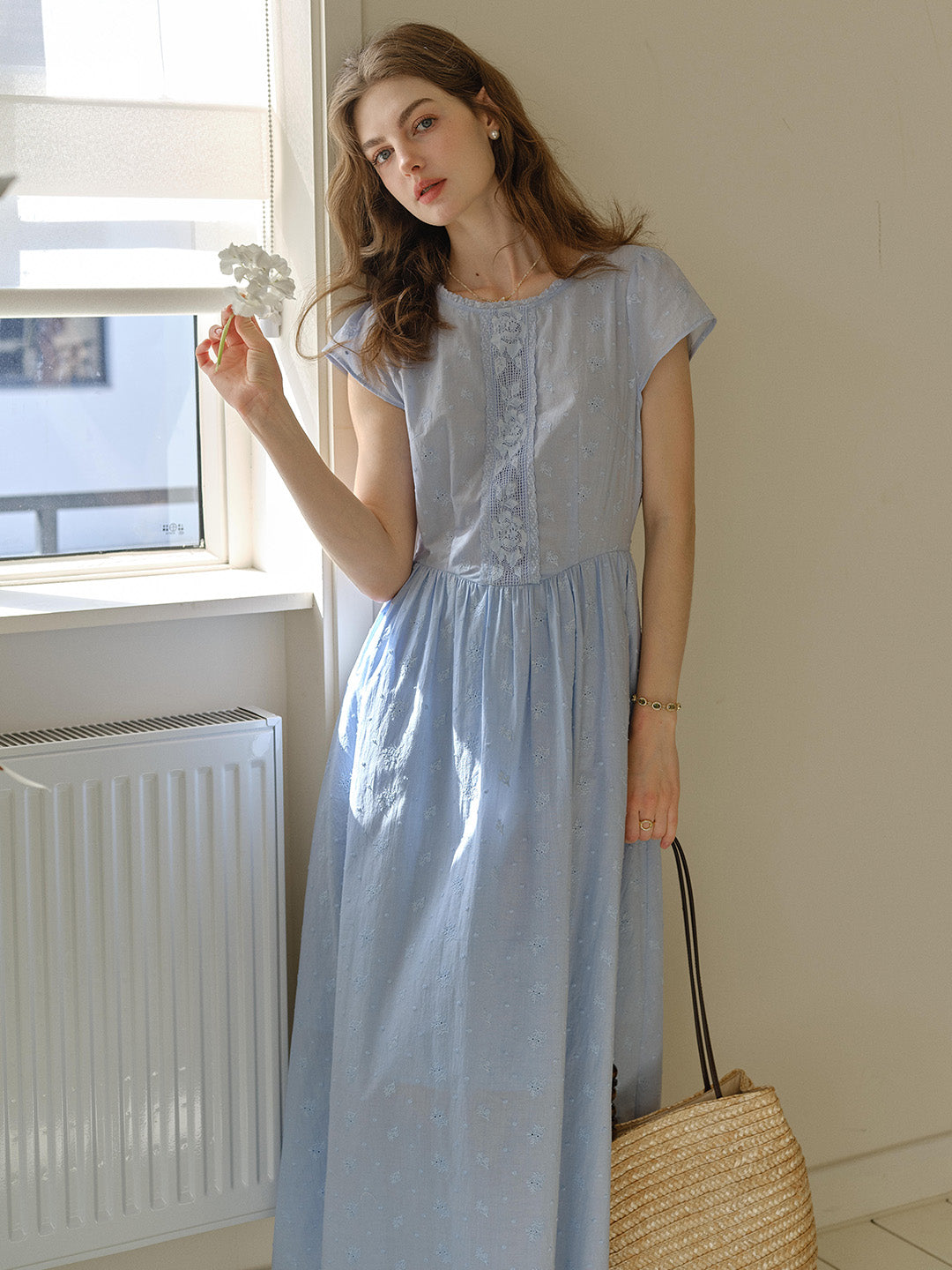 Malia™ | Robe en coton brodée