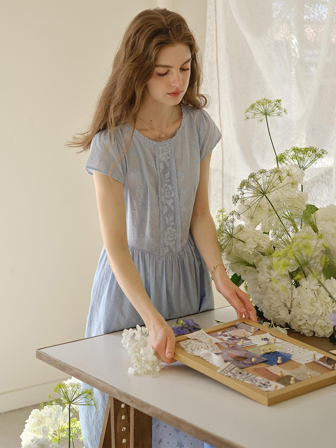 Malia™ | Robe en coton brodée