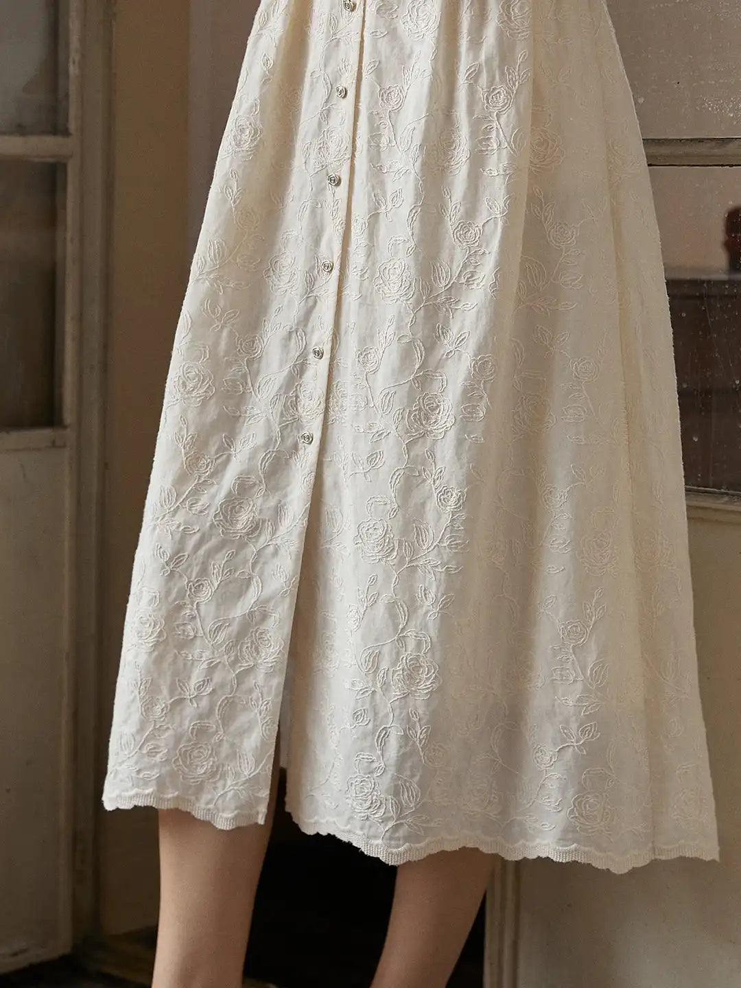Ayra™ | Robe à col en cœur
