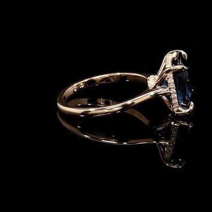 Safiya™ | Bague saphir bleu coussin or rose