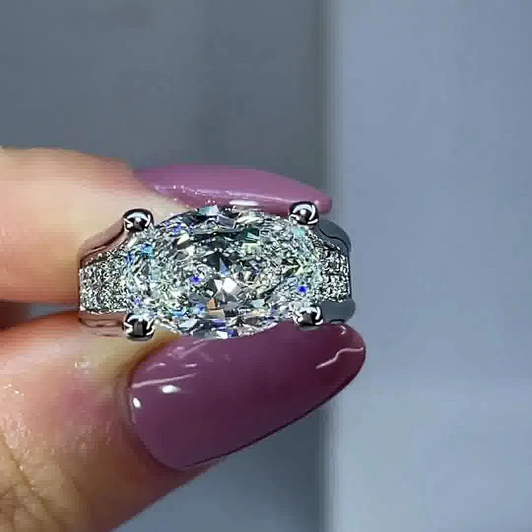 Naïa™ | Bague de fiançailles ovale serti inversé
