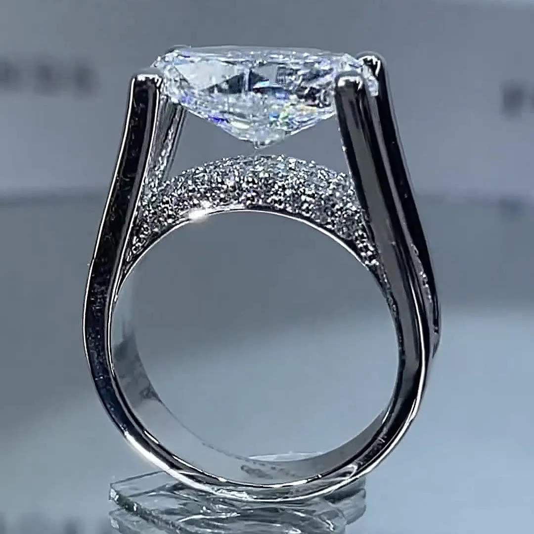 Naïa™ | Bague de fiançailles ovale serti inversé