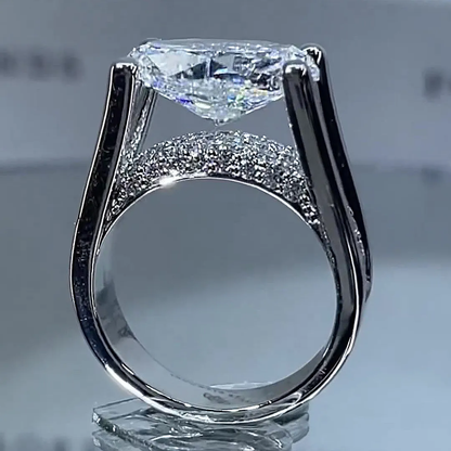 Naïa™ | Bague de fiançailles ovale serti inversé