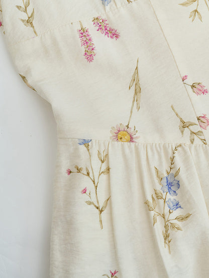 Victoria™ | Robe à col en cœur floral