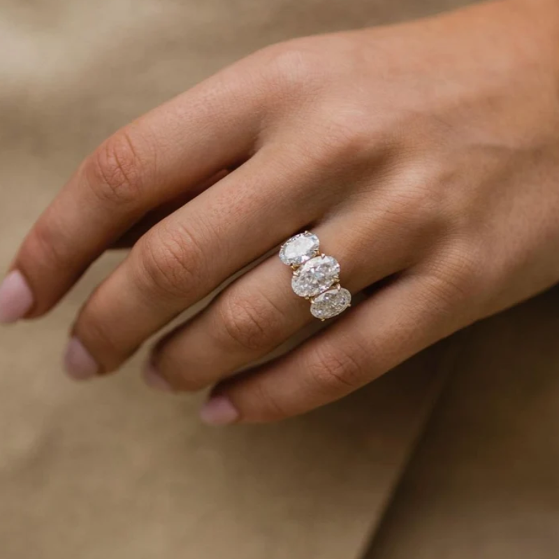 Laure™ | Bague 3 pierres ovale