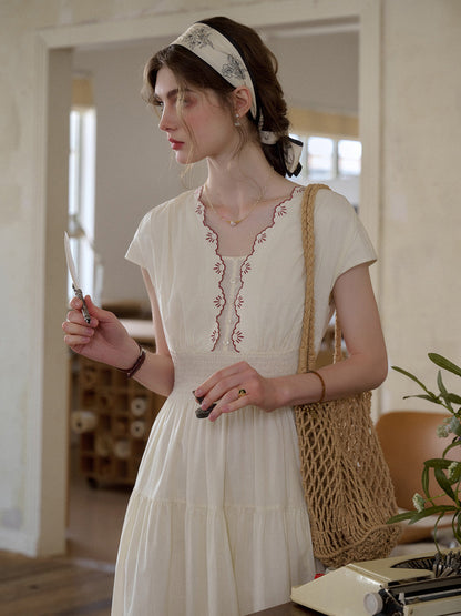 Adalyn™ | Robe en coton brodée