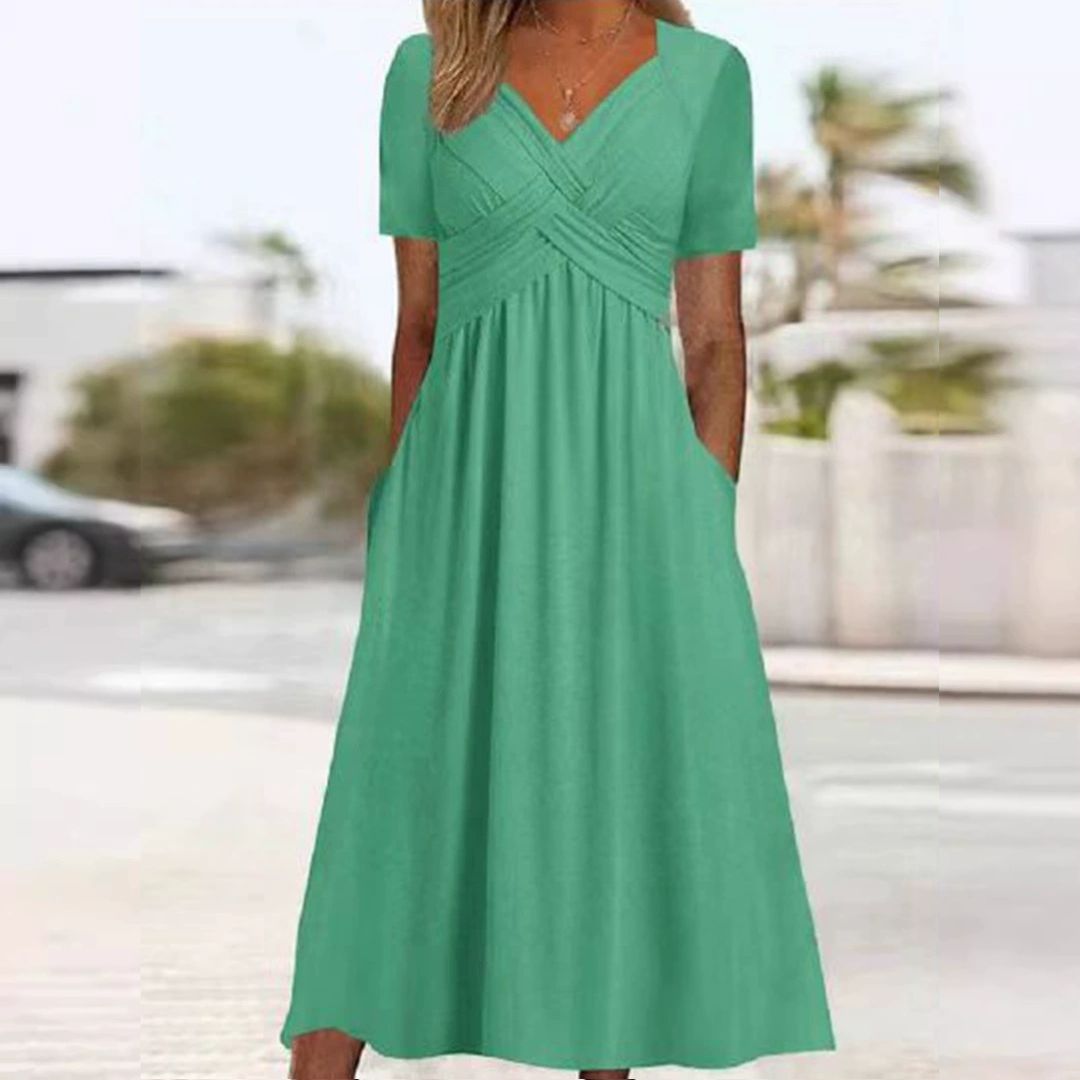 Hainah™ | Robe flatteuse à encolure en V