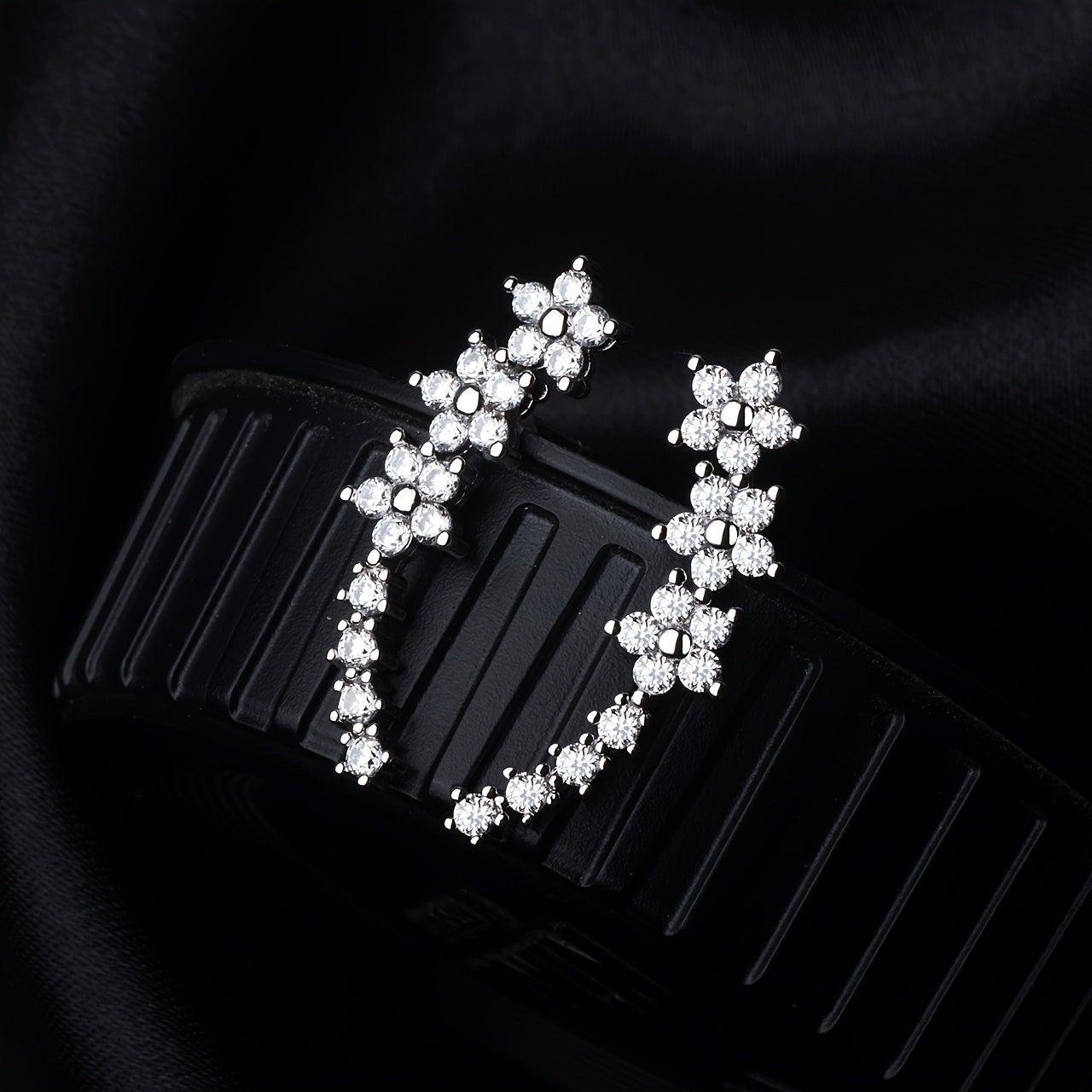 Xenia™ | Boucles d’oreilles florales intemporelles