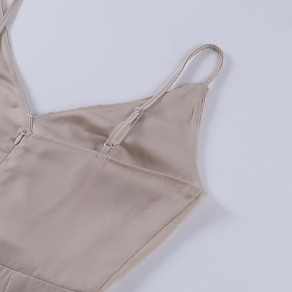 Carina™ | Robe élégante à bretelles fines