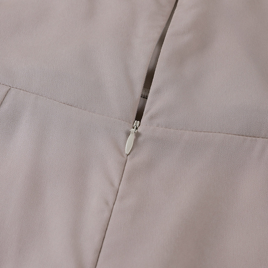 Carina™ | Robe élégante à bretelles fines