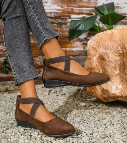Dorothea™ | Ballerines fermées à semelle compensée