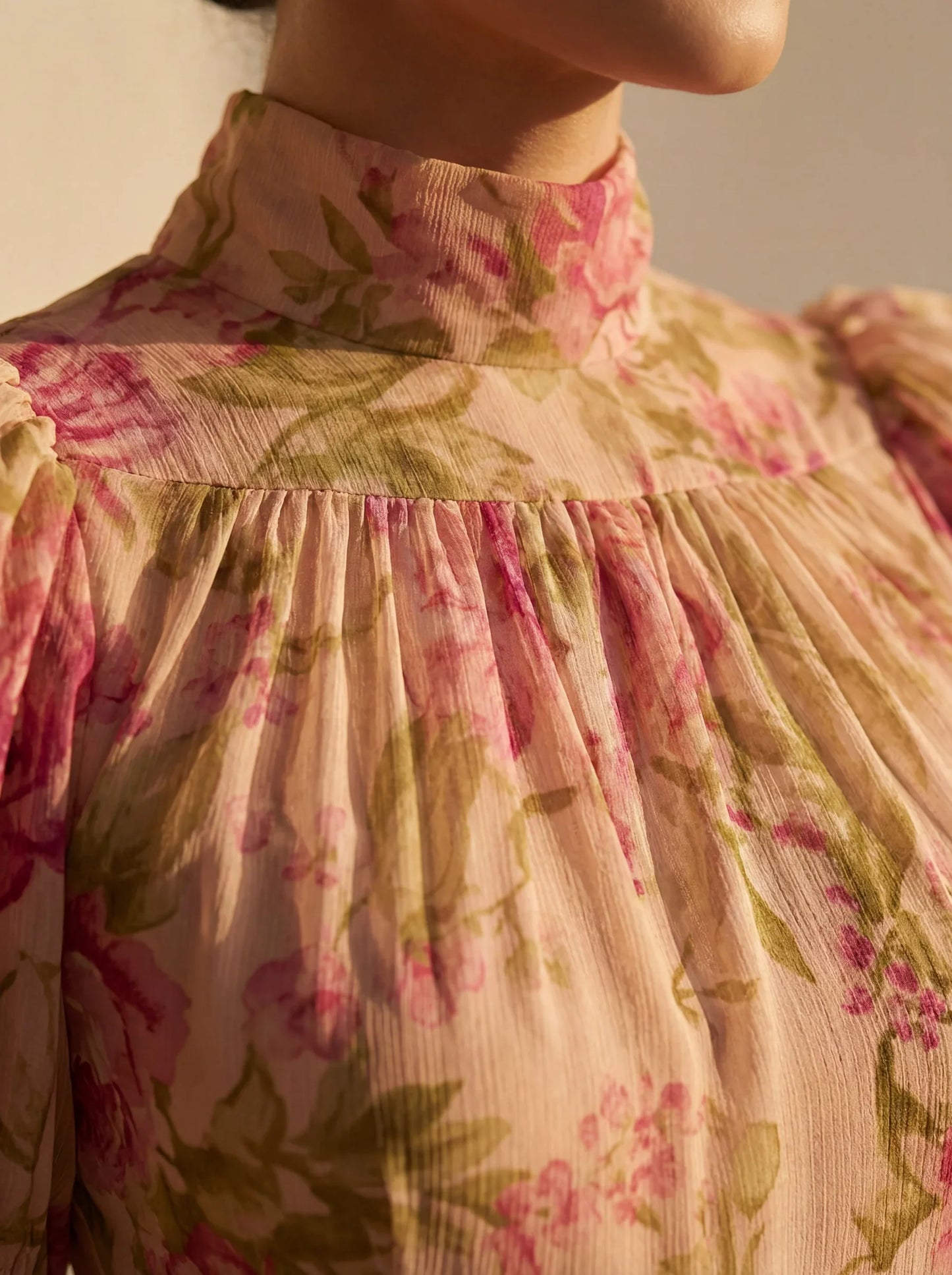 DELFINA™ | ROBE LONGUE FLEURIE EN CHIFFON