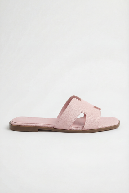 GÉOMÉA™ | SANDALES PLATES EN SIMILICUIR
