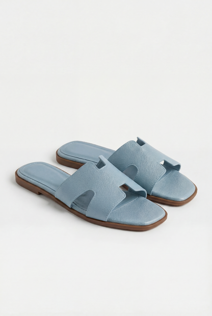 GÉOMÉA™ | SANDALES PLATES EN SIMILICUIR