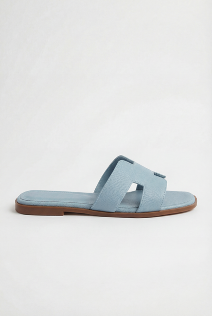 GÉOMÉA™ | SANDALES PLATES EN SIMILICUIR