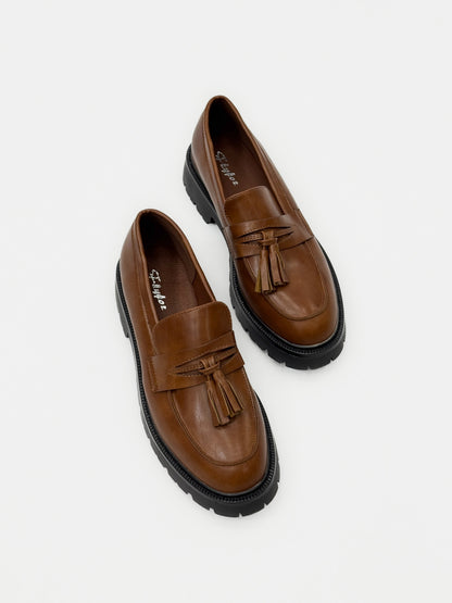 Elira™ | Mocassins marron à pampilles chunky