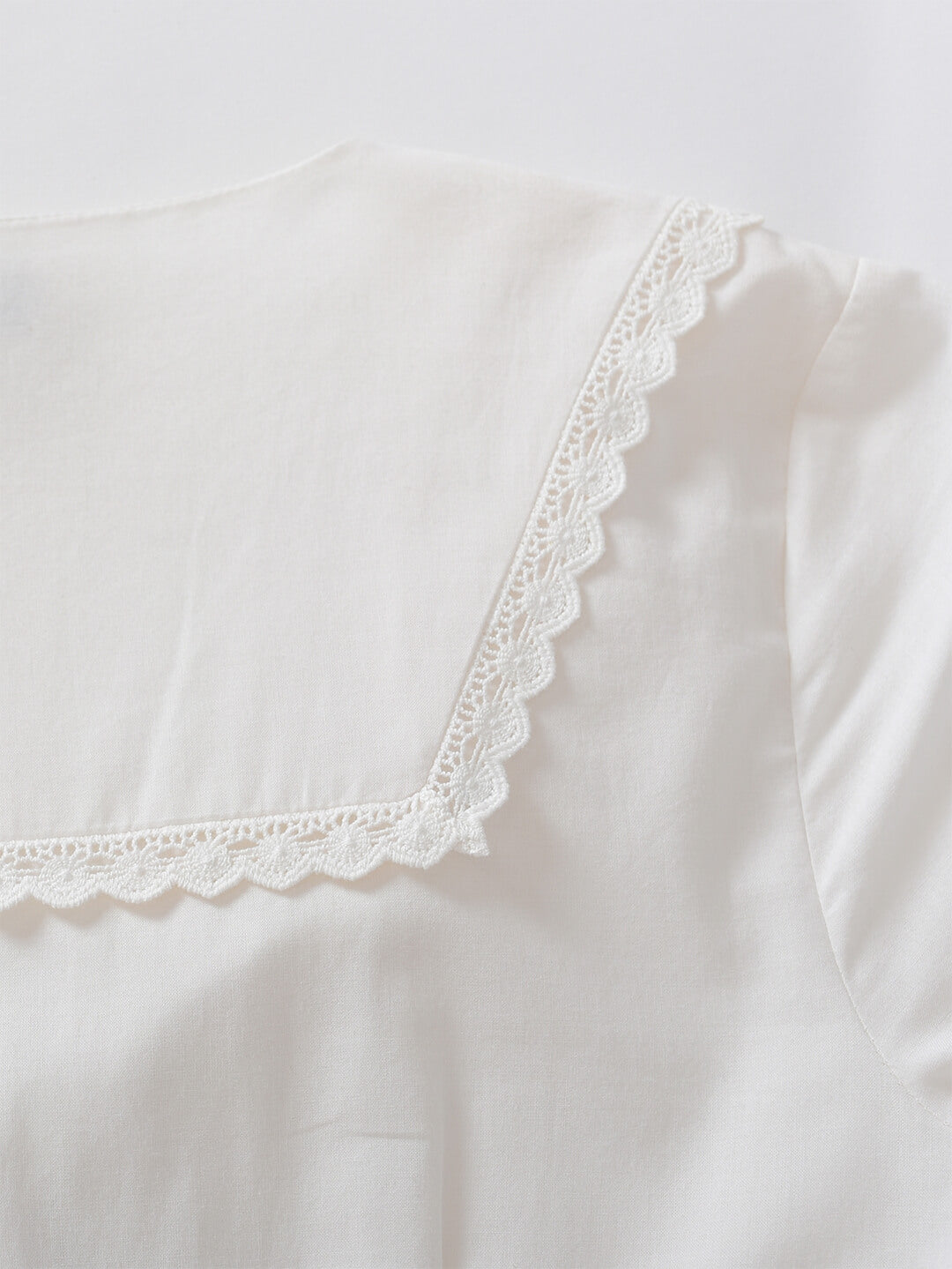 Valentine™ | Robe midi brodée en coton
