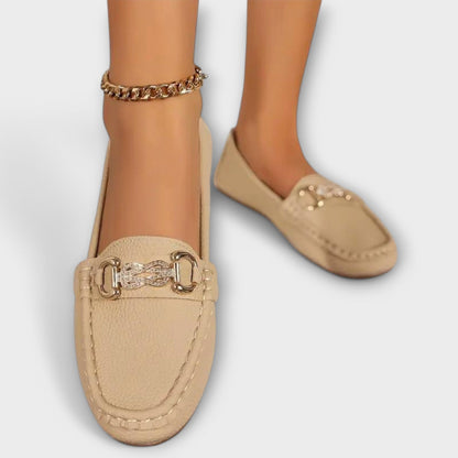 Nevena™ | Mocassins slip-on avec accent doré