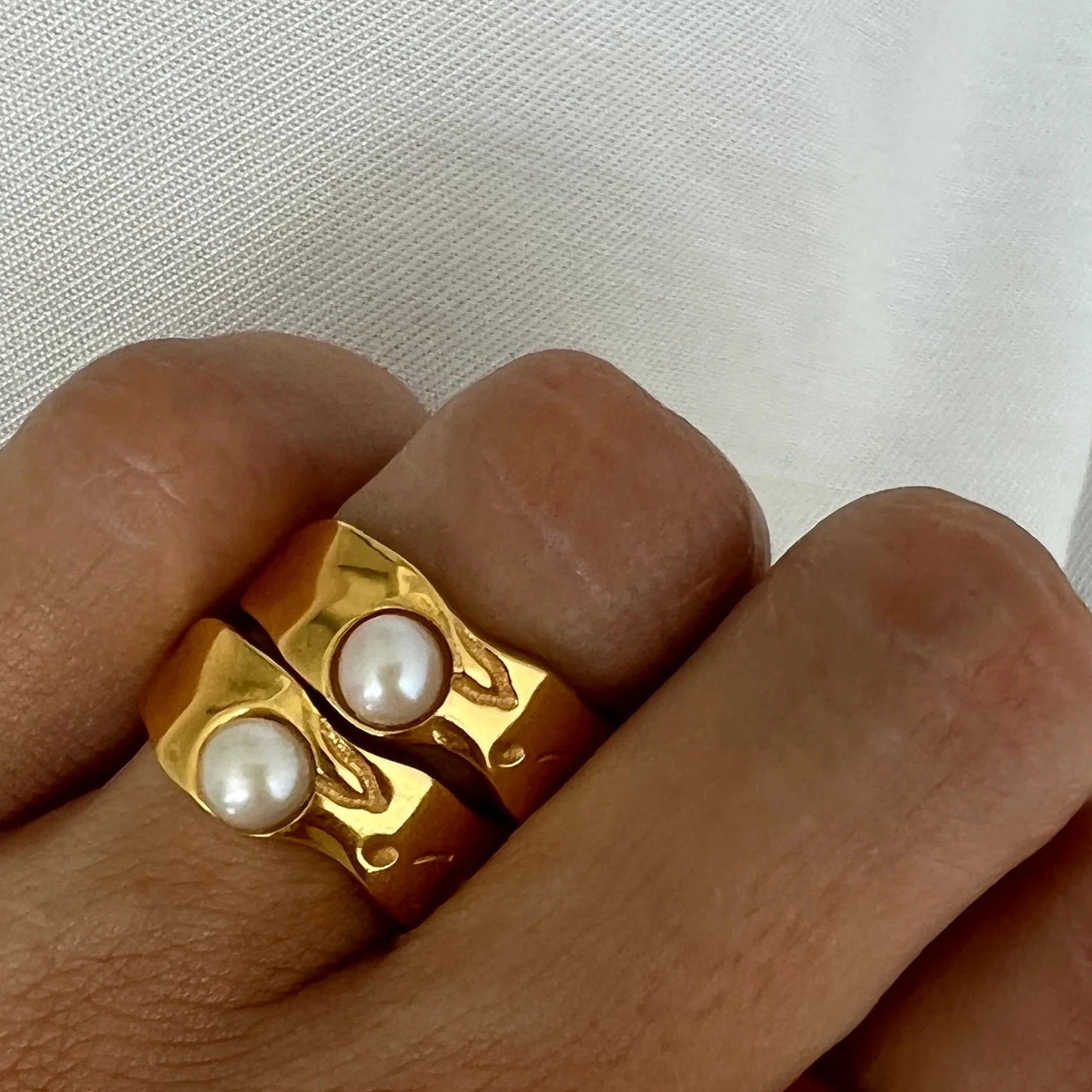 Roselina™ | Bague avec perle d’or naturelle