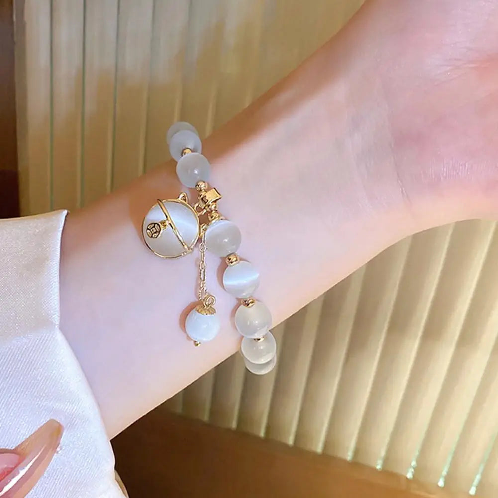 Evelisse™ | Bracelet avec perles et pendentif chat